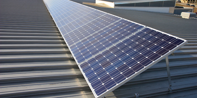 Soportes de montaje en panel solar ajustables, soportes fotovoltaicos de  inclinación de 15 a 30 grados, kit de montaje de panel solar de aleación de
