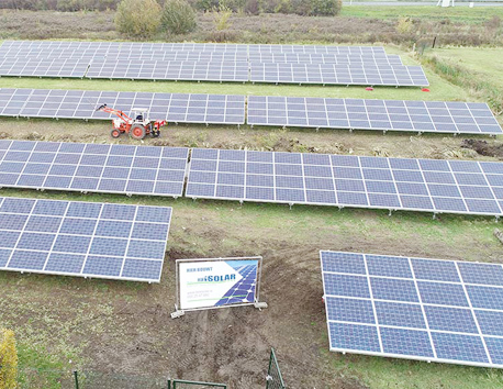 ufeffufeffMontaje solar con tornillo de tierra Holland 400KW