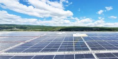 ¿Cómo personalizar los sistemas de montaje solar para proyectos fotovoltaicos?